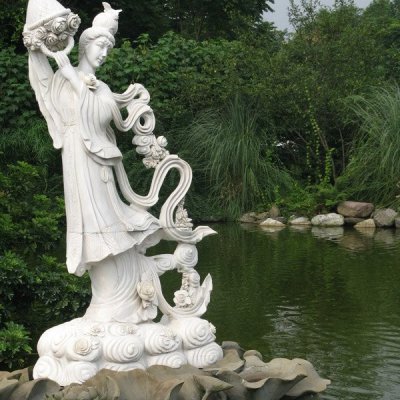 景區(qū)漢白玉天女散花石雕